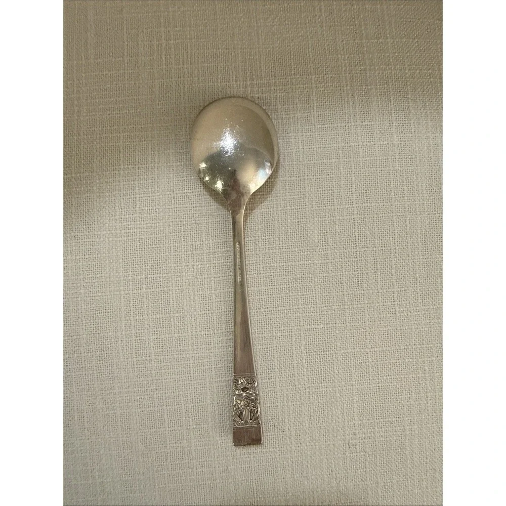 Vintage Oneida Community Silver Coronation 1936 Silverplate 1 Oval Soup Spoon 7